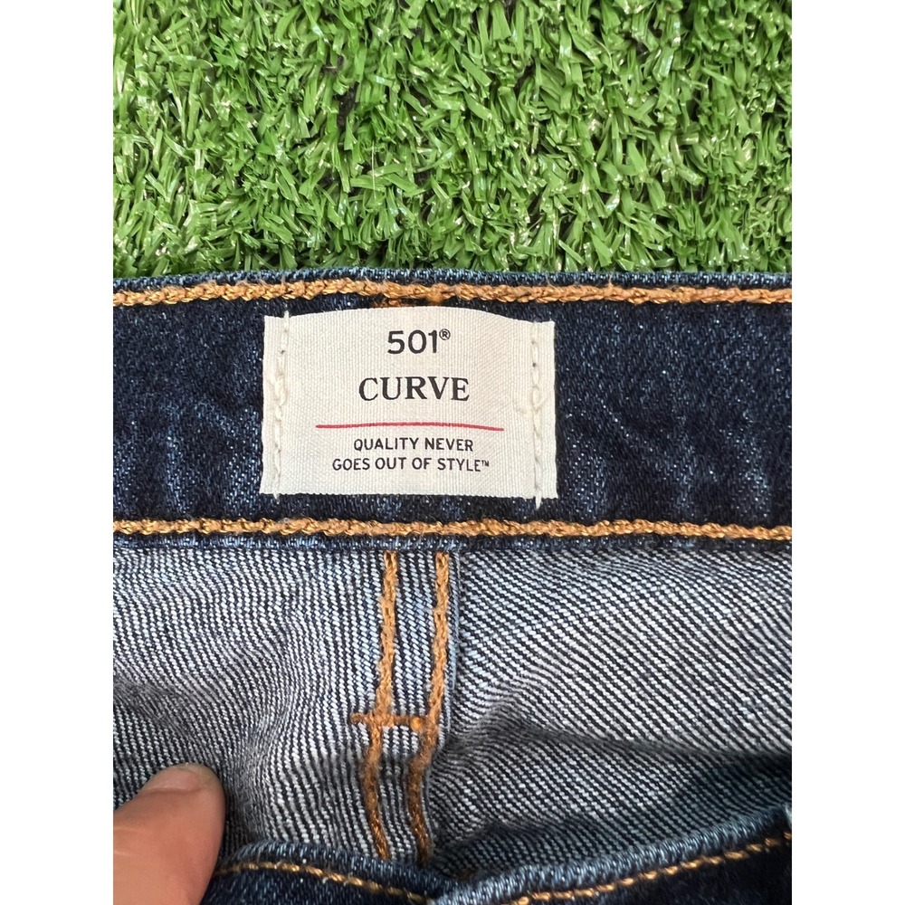 Levis 501 Curve High Rise Straight Leg Jeans Dark Wash Raw Hem Womens 29x30 - Picture 4 of 7